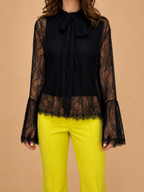 Blusa de Renda Preta com Laço - Lumina