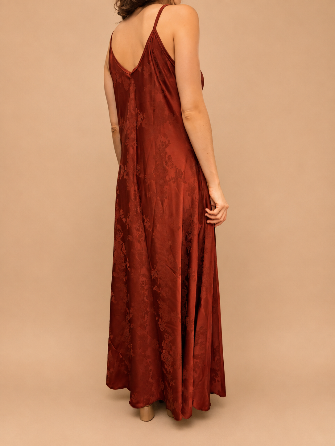 Vestido Comprido Acetinado Floral Terracota